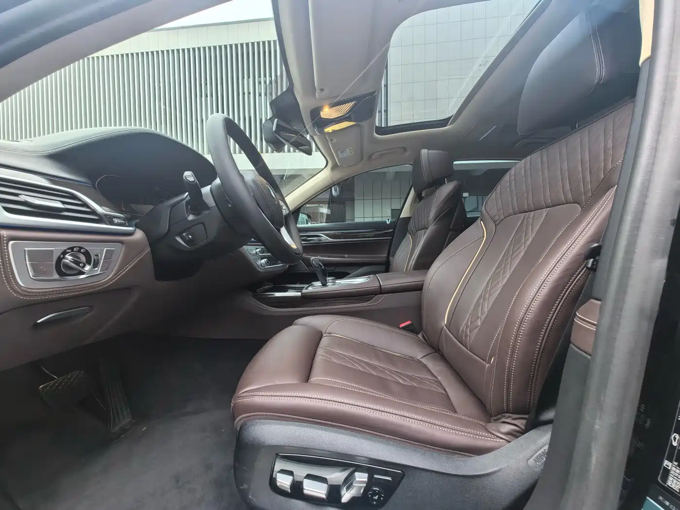 BMW 7 Series 2019 Facelift 730Li Luxury Package фото 12