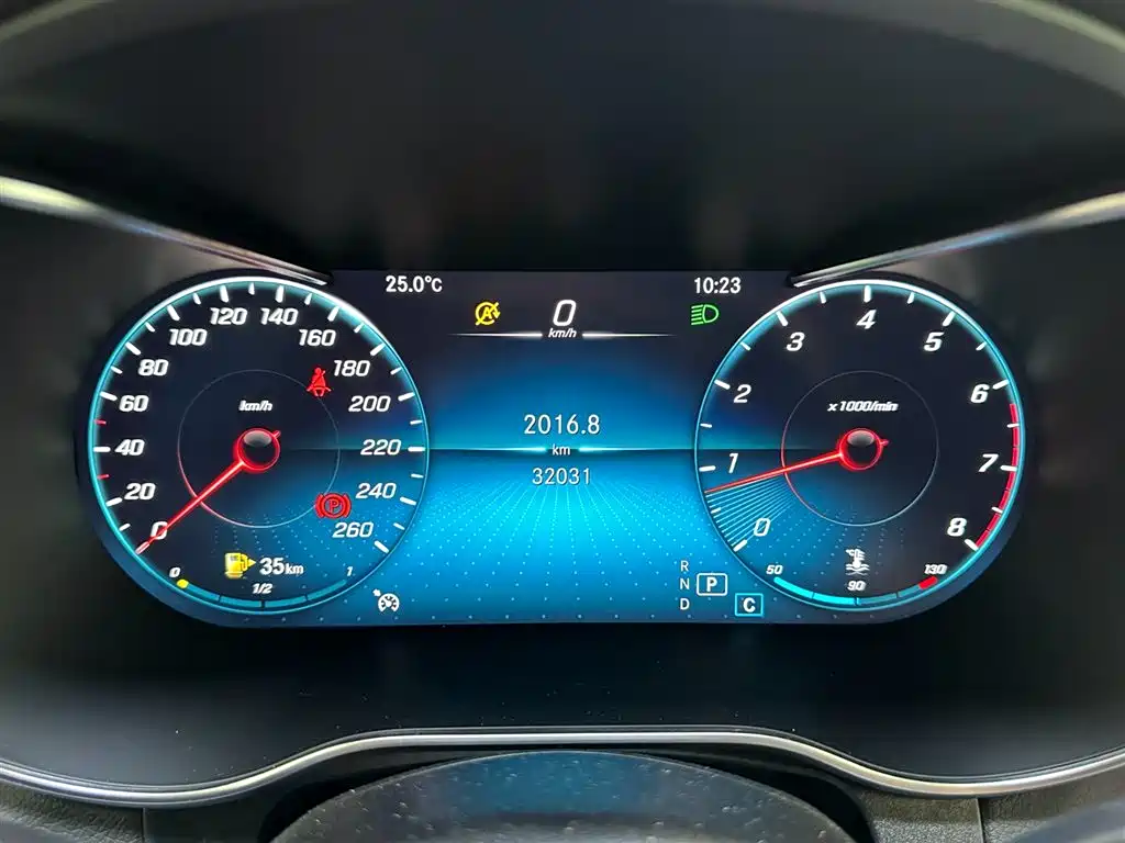 Mercedes-Benz GLC Coupe 2020 GLC 260 4MATIC Coupe SUV фото 13