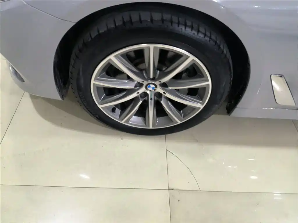 BMW 5 Series 2018 528Li Launch Special Edition фото 25