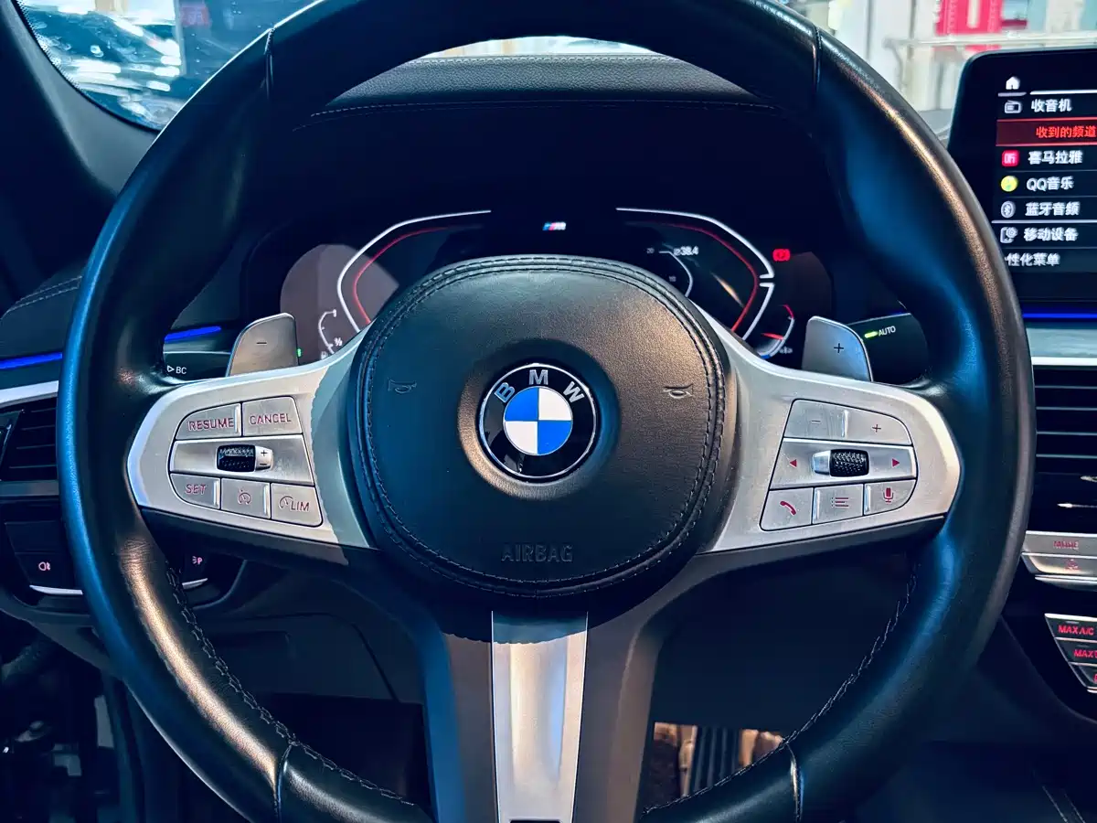 BMW 5 Series 2023 Facelift 530Li Leading M Sport Package фото 5