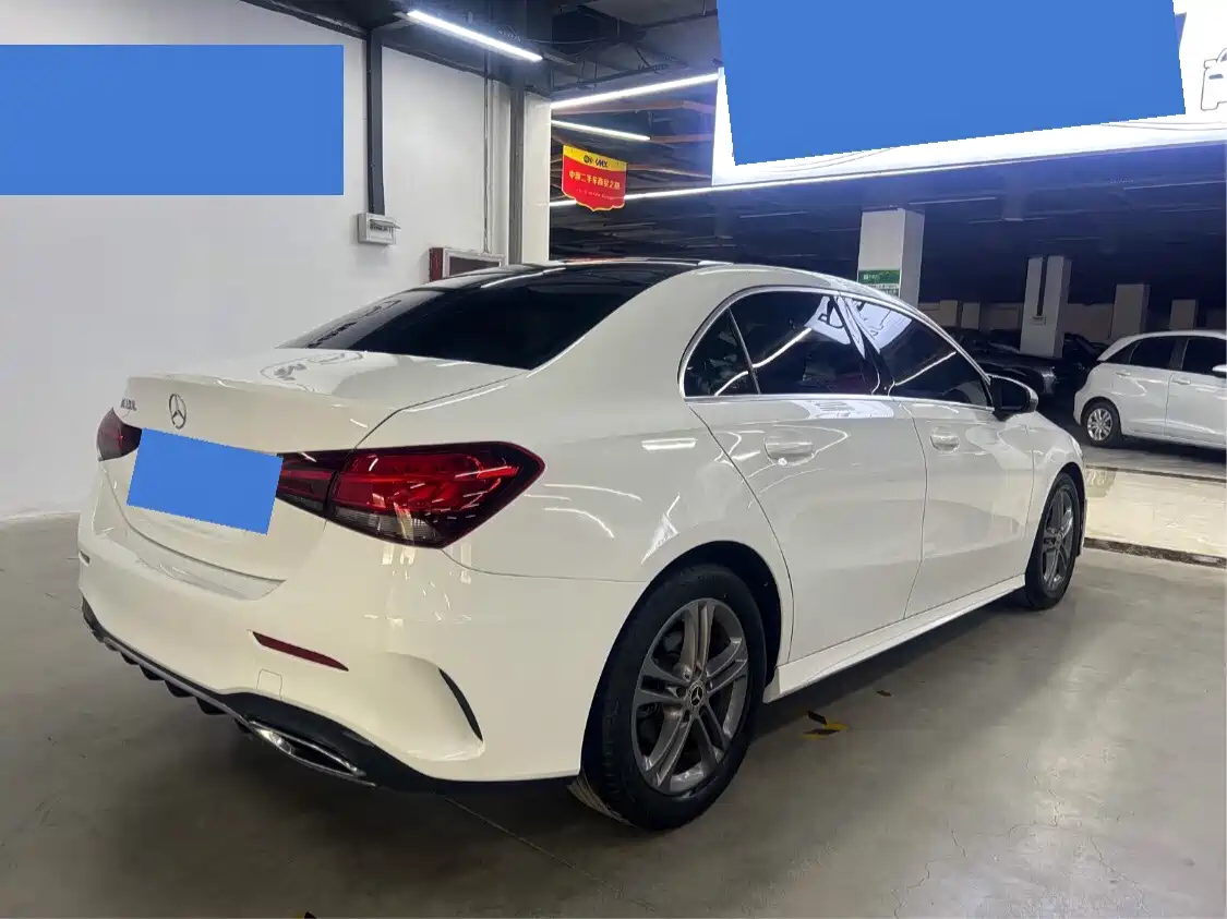 Mercedes-Benz A-Class 2022 A 180 L Sport Sedan фото 6