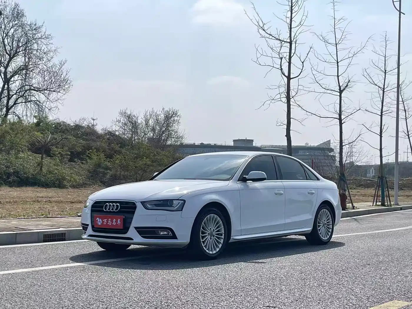 Audi A4L 2015 35 TFSI Auto Comfort