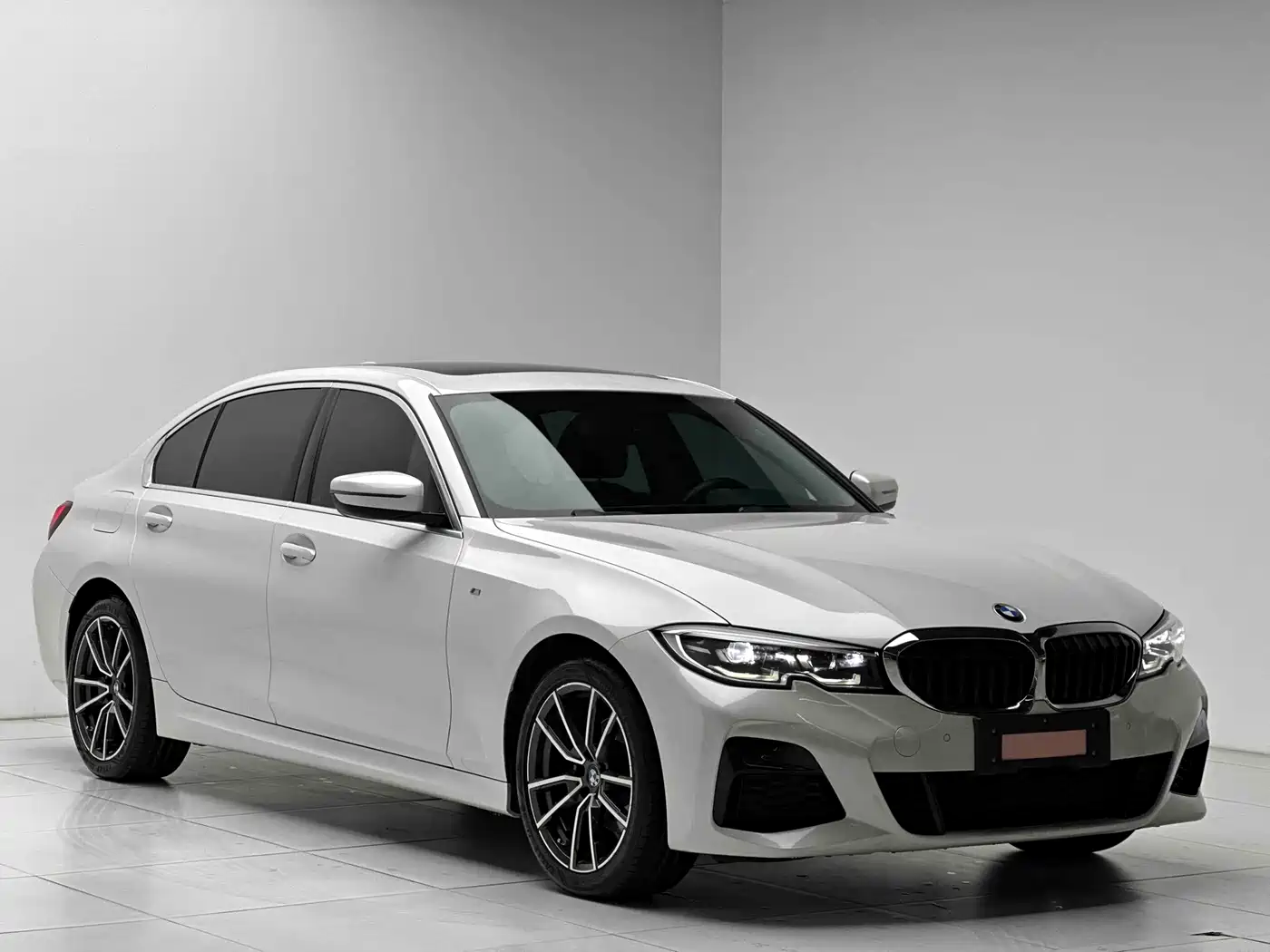 BMW 3-SERIES