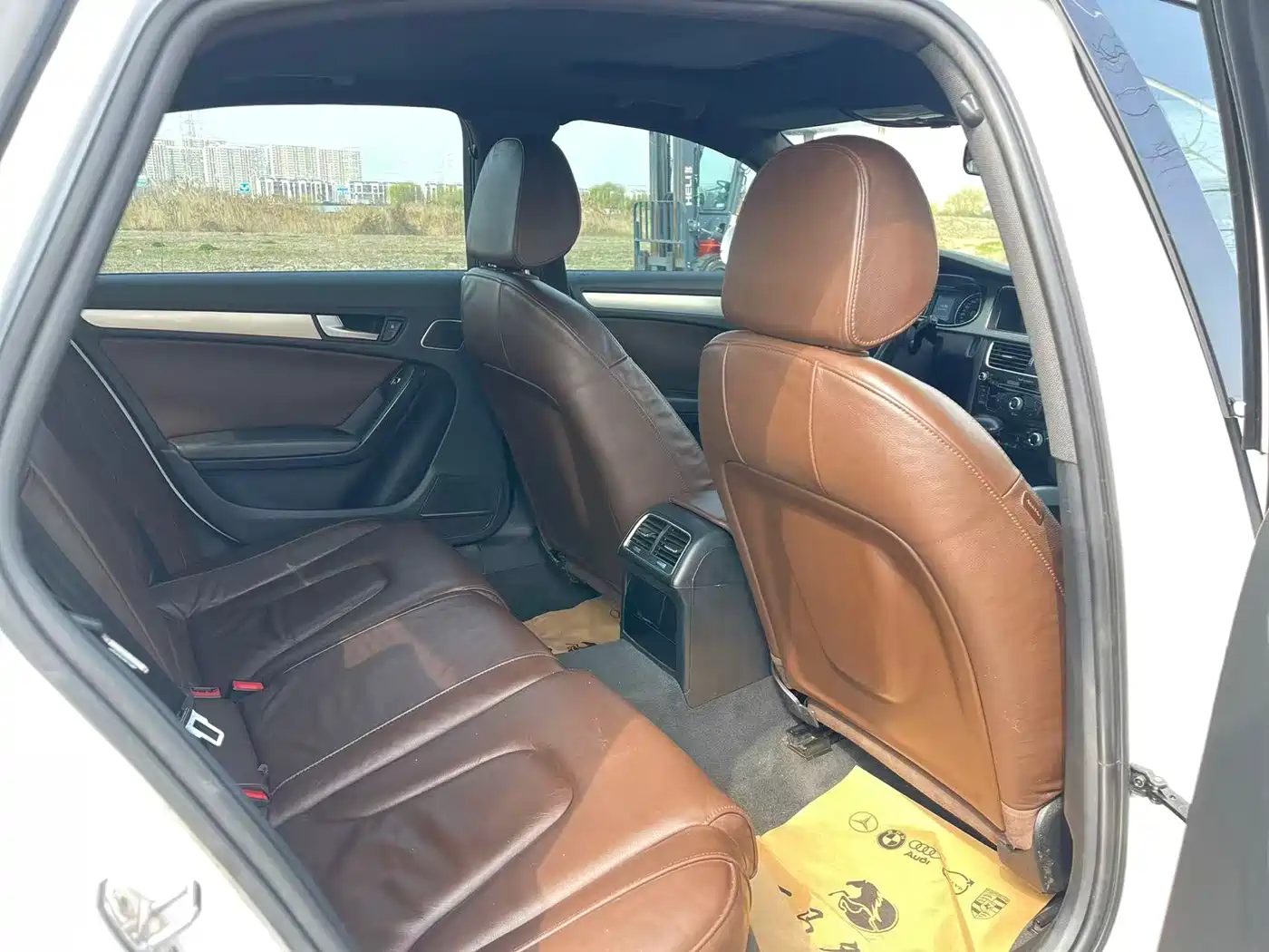 Audi A4L 2015 35 TFSI Auto Comfort фото 14