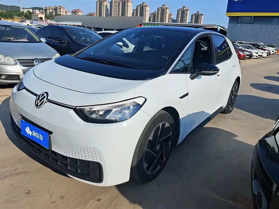 Volkswagen ID.3 2024 Outstanding Edition