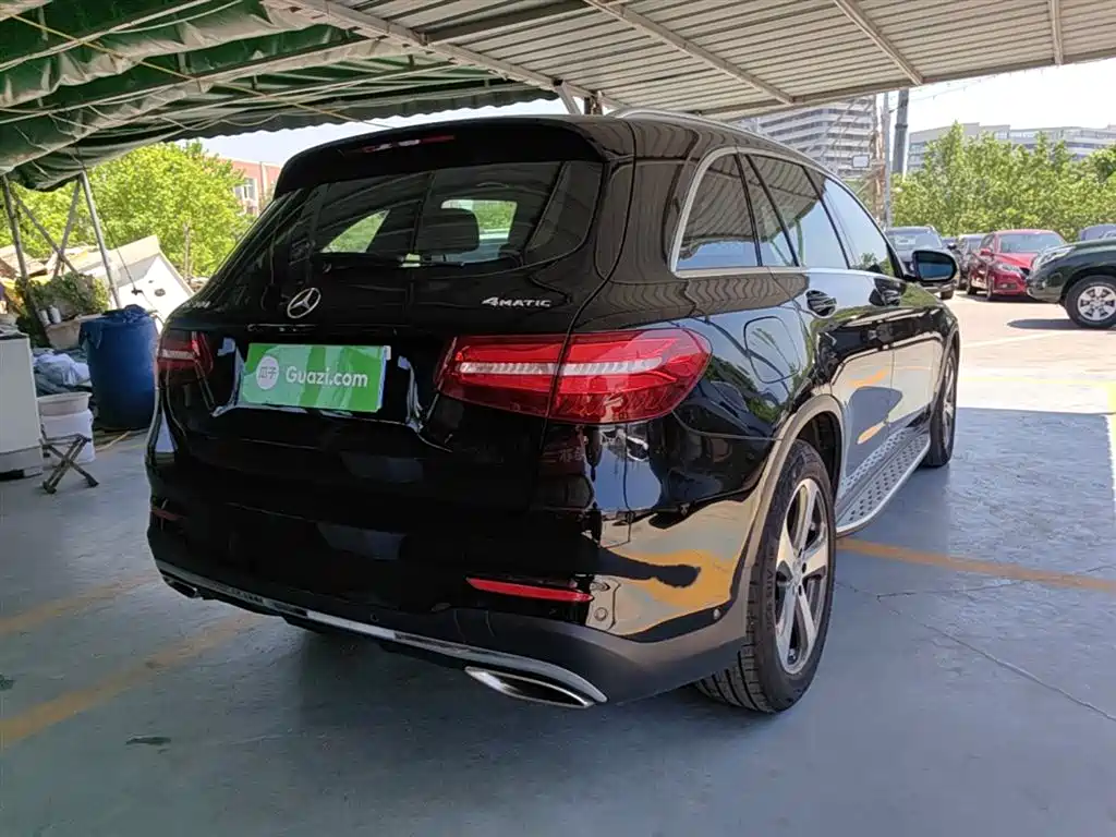 Mercedes-Benz GLC 2017 GLC 300 4MATIC Dynamic фото 7