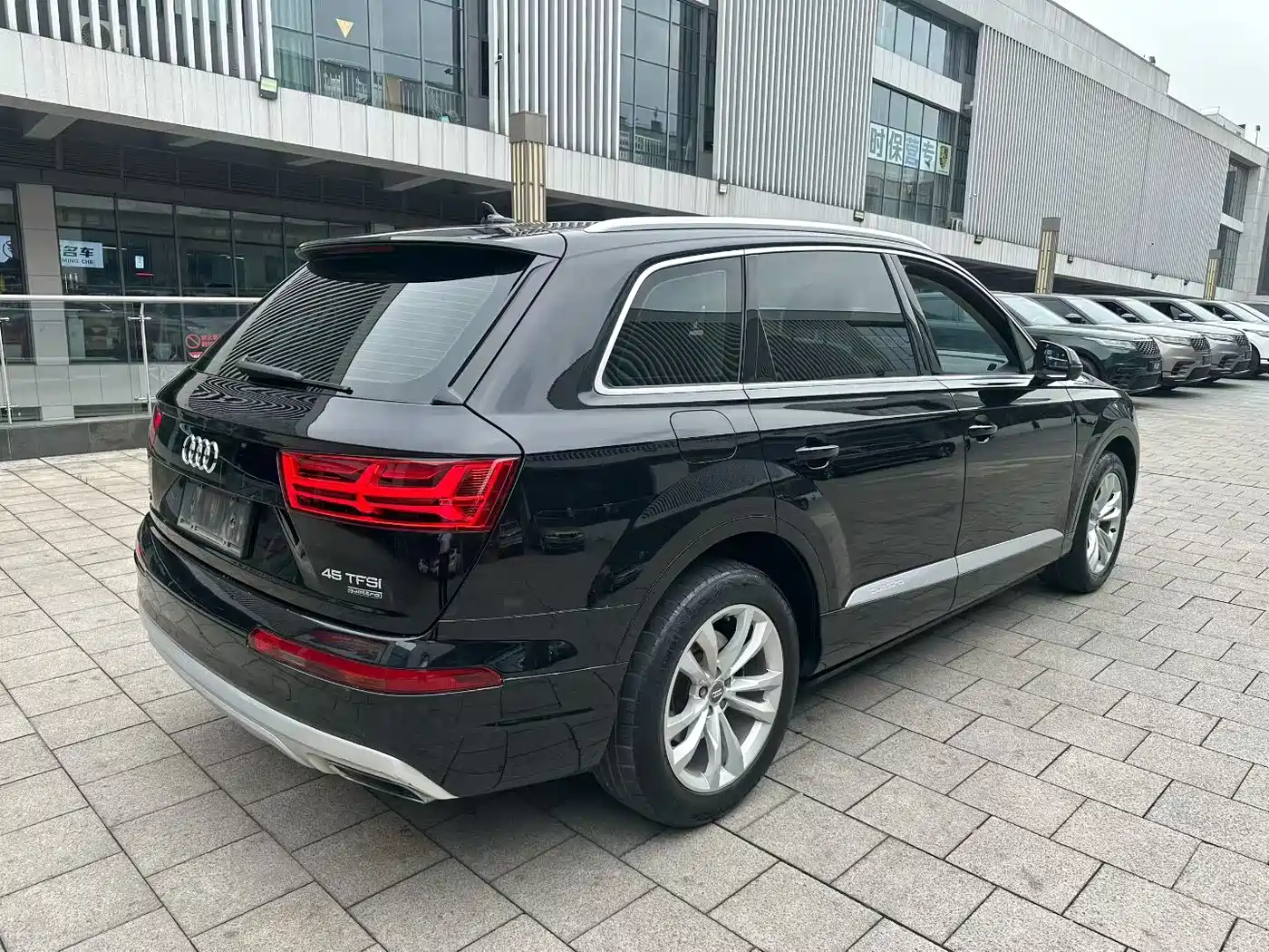 Audi Q7 2019 45 TFSI Comfort фото 10