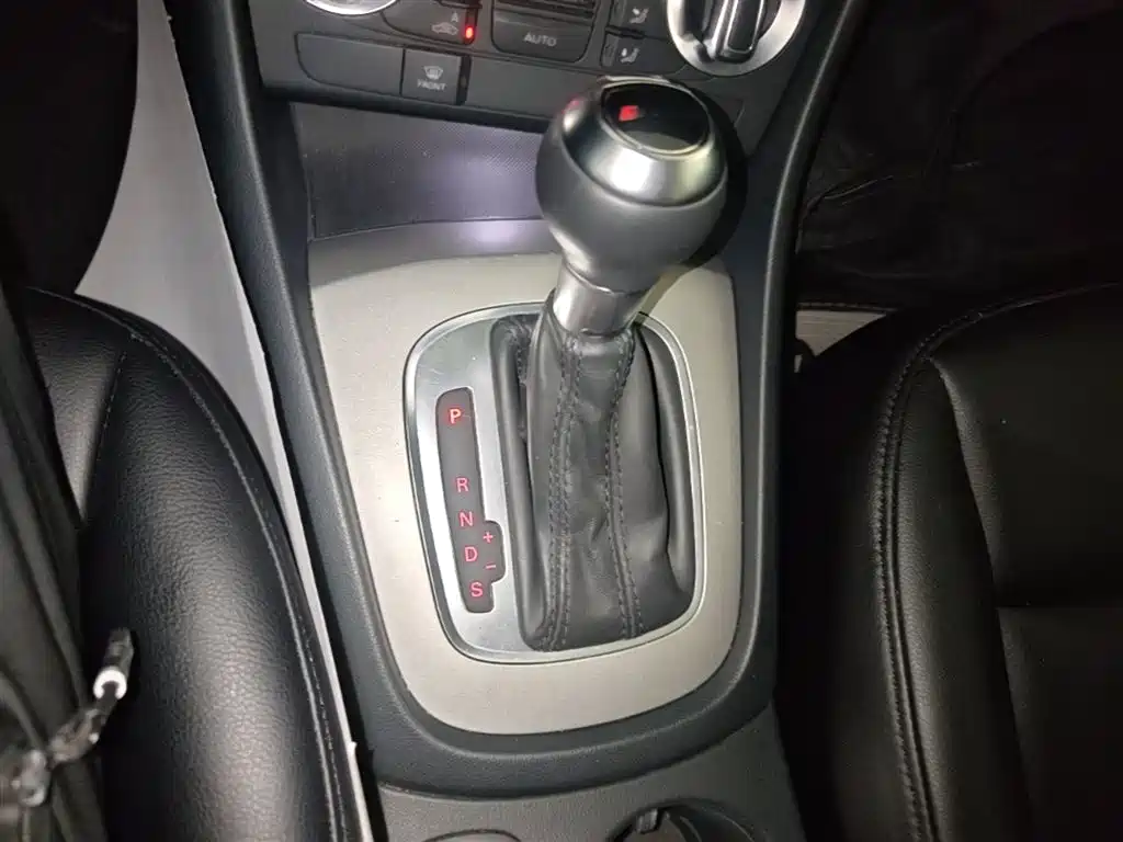 Audi Q3 2013 35 TFSI Progressive фото 14