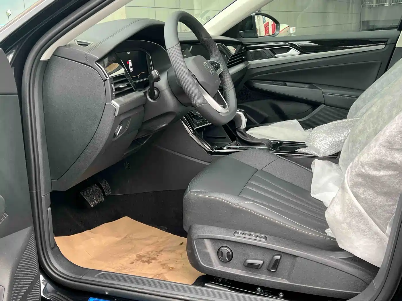 Volkswagen Passat 2026 2026 Outstanding Edition 380TSI Starlight Dragon Soaring Version