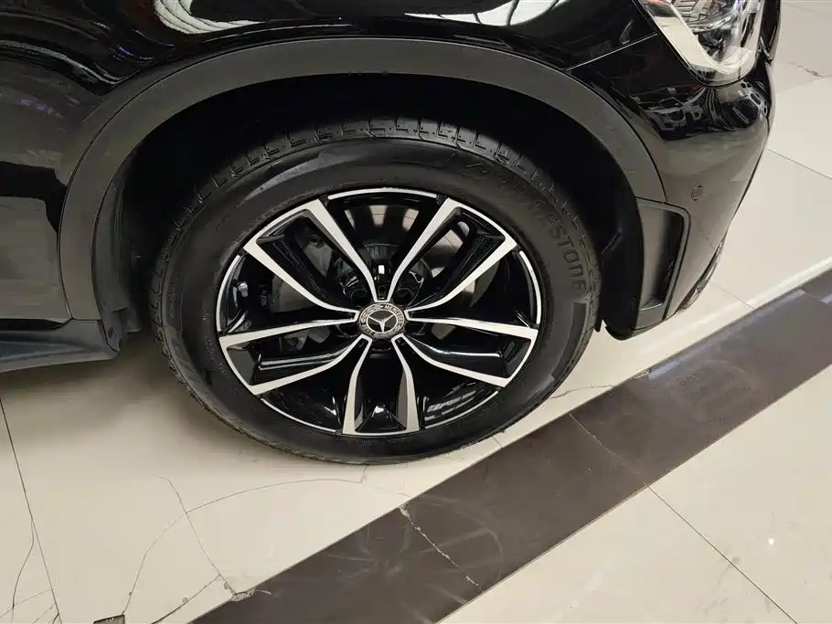 Mercedes-Benz GLC 2021 GLC 260 L 4MATIC Luxury фото 6