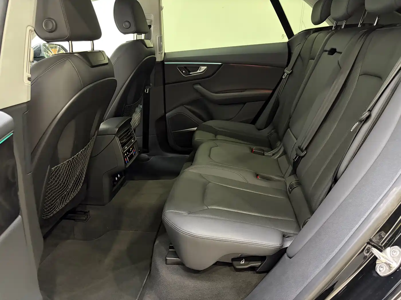 Audi Q8 2023 55 TFSI Luxury Sport фото 16