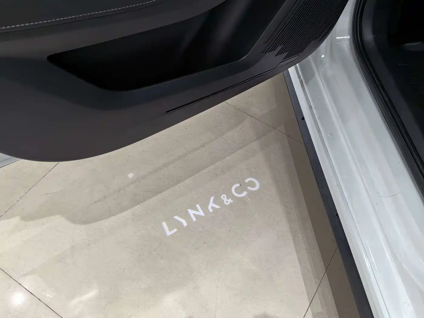 Lynk & Co 03 2022 2.0TD DCT Power Pro фото 15