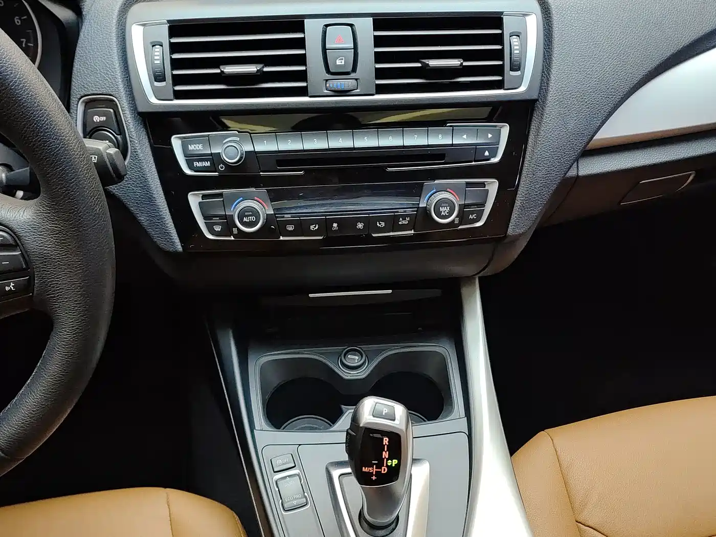 BMW 1 Series (Import) 2016 120i Leading Model фото 13