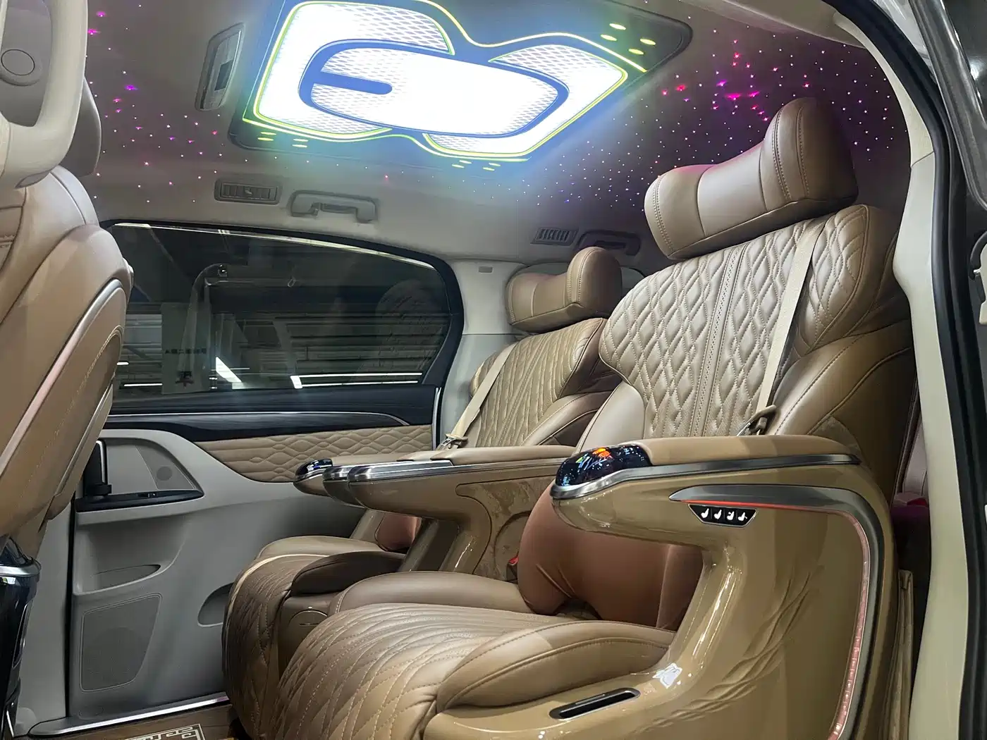 Buick GL8 2022 ES Landmark 653T Comfort фото 22