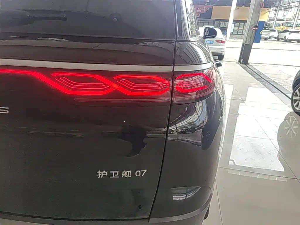 BYD Frigate 07 2023 DM-i 100KM Premium фото 8