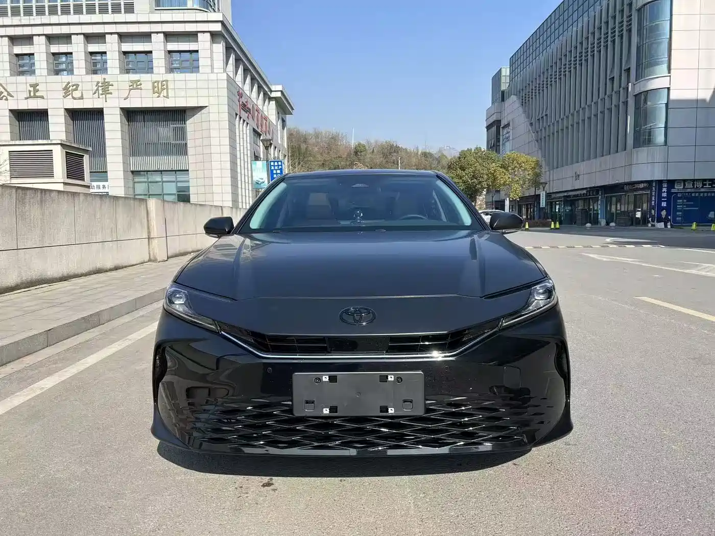 Toyota Camry 2024 Hybrid 2.0HGVP Luxury Edition