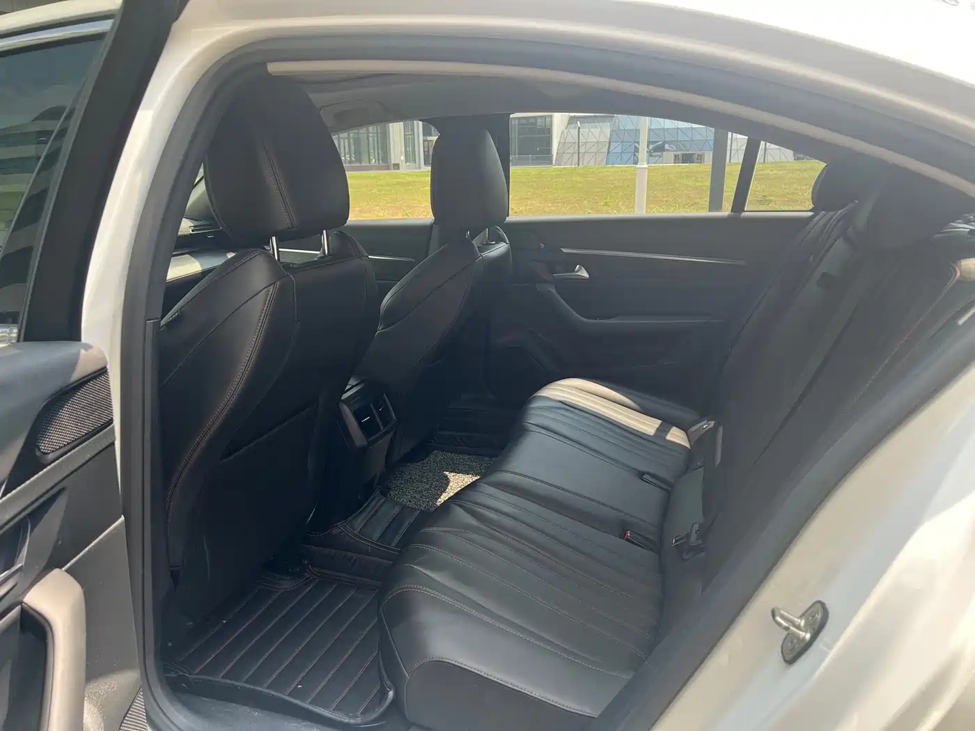 Peugeot 508 2021 508L 400THP PureTech Driving Control Edition фото 9