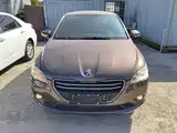 Photo 3 - Peugeot 301