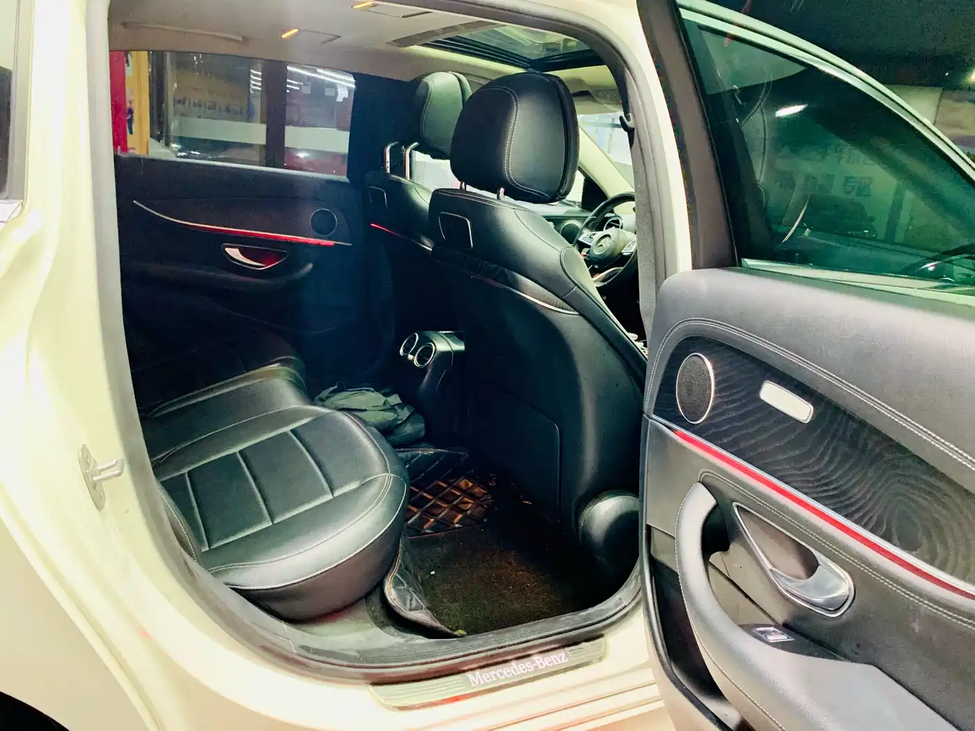 Mercedes-Benz E-Class 2016 E 200 L Sport Type фото 17