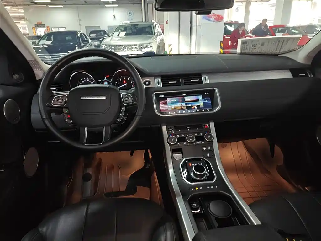 Land Rover Range Rover Evoque 2018 240PS SE Smart Edition фото 6