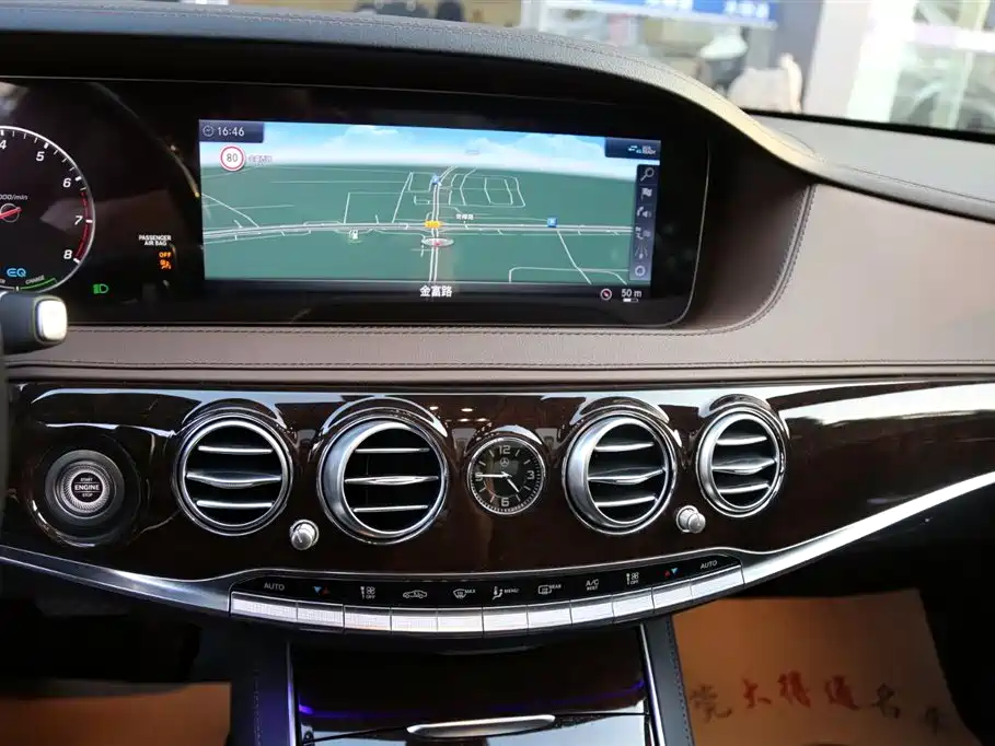 Mercedes-Benz S-Class 2020 S 350 L Premium Edition Collector's Version фото 16