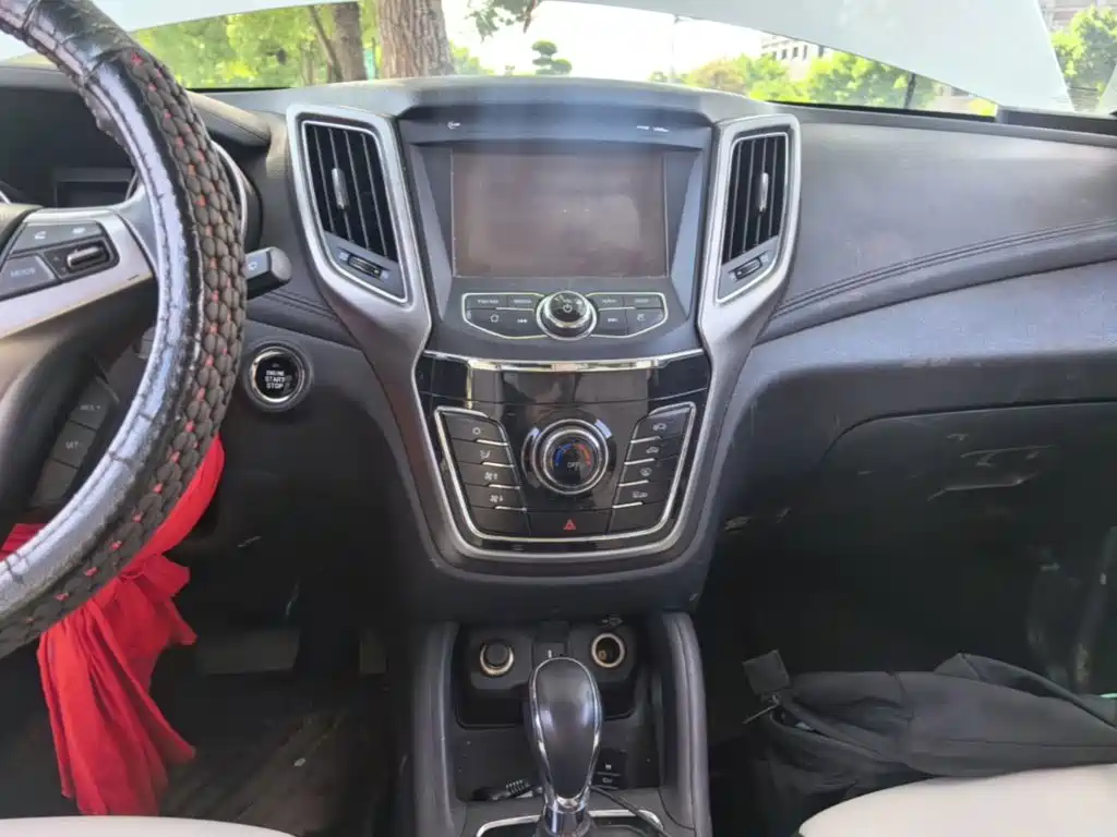 Changan CS35 2018 2017 1.6L Auto Premium