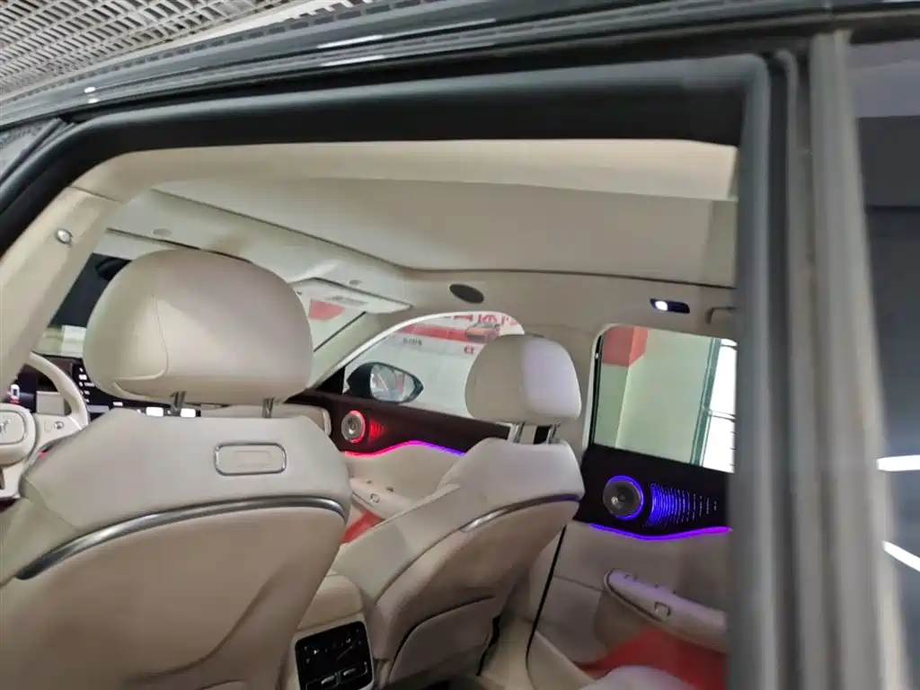 Voyah Auto Voyah Zhiyin 2025 Base фото 18