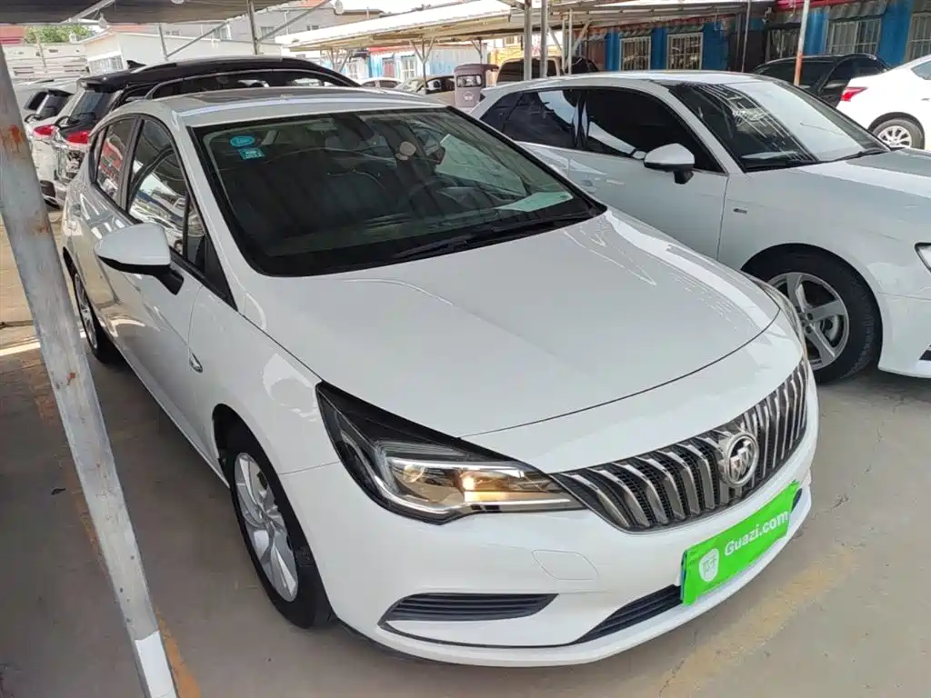 Buick Verano 2016 Hatchback 15S Automatic Leading фото 4