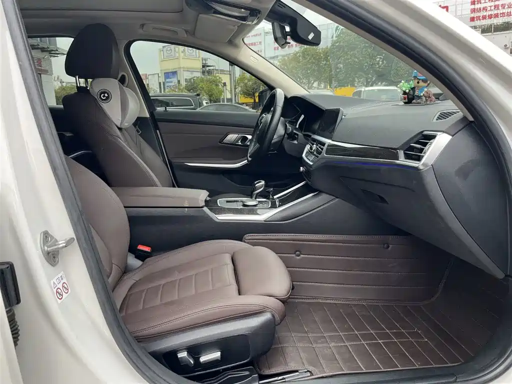 BMW 3 Series 2021 Facelift 325Li M Sport Package фото 28