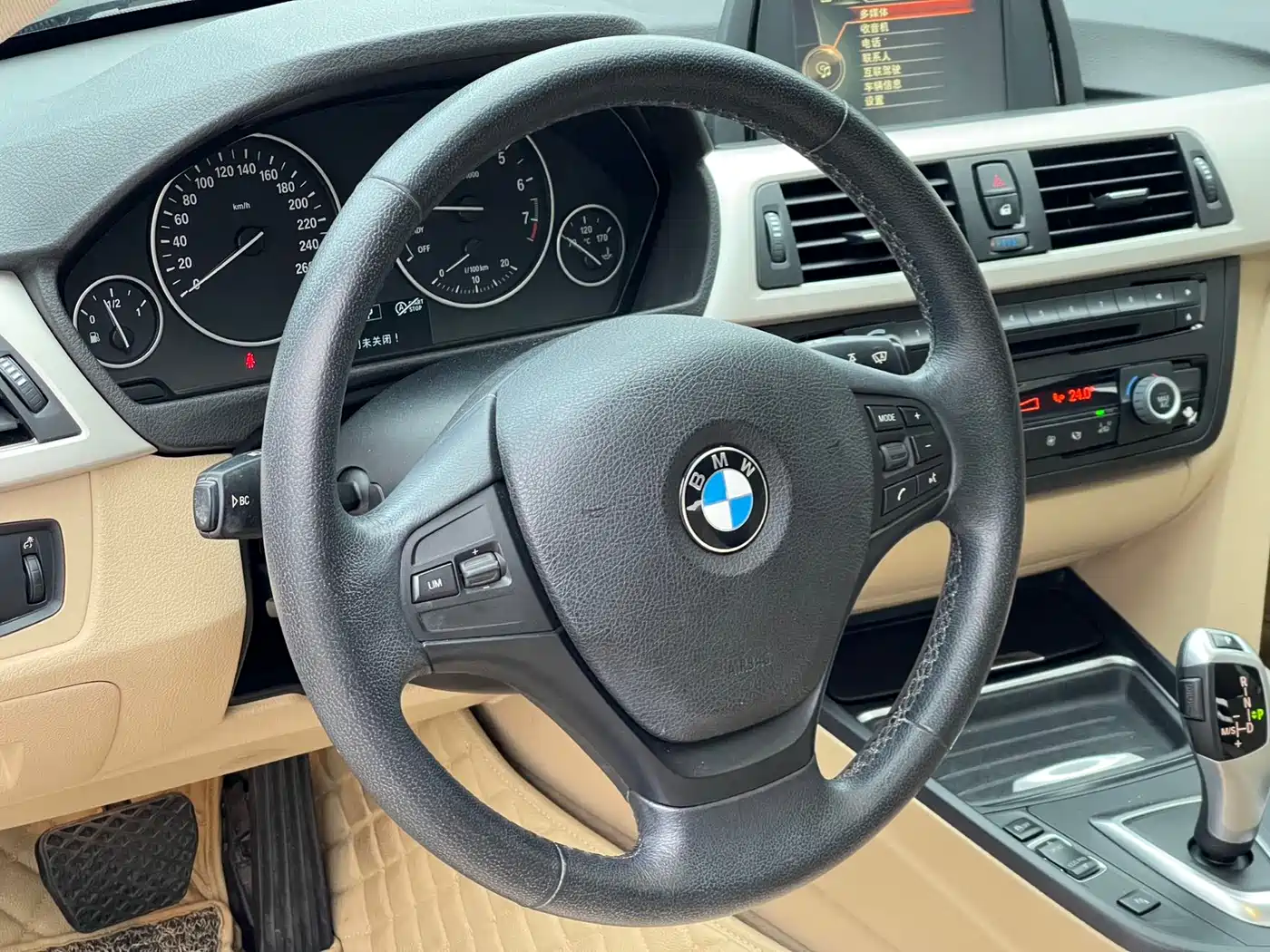 BMW 3 Series 2015 320Li Fashion фото 5
