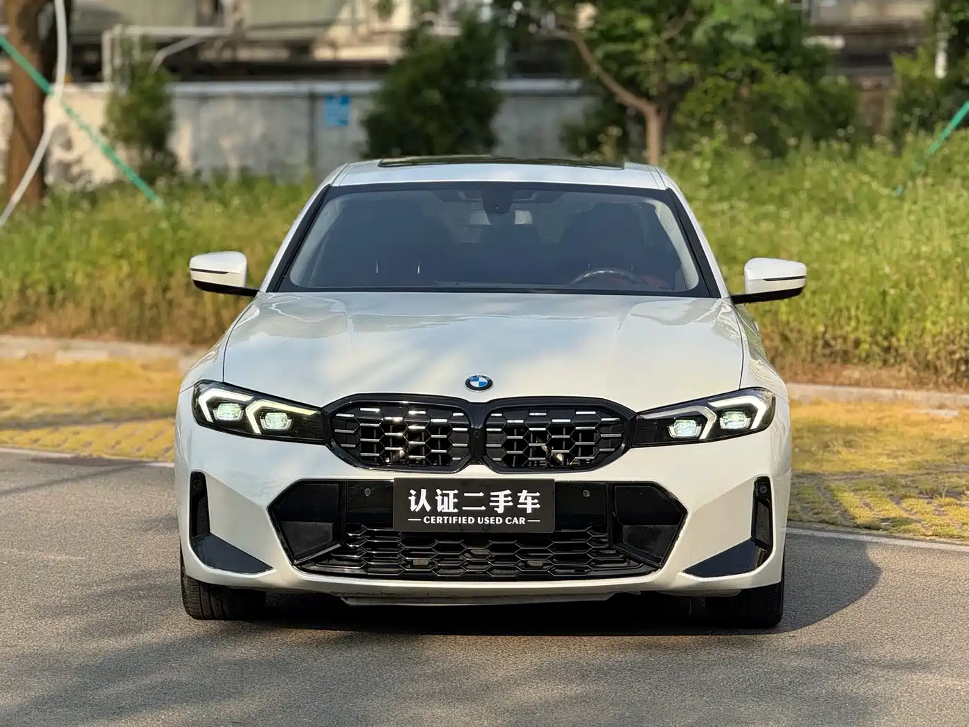 Фото 2 - BMW 3 Series