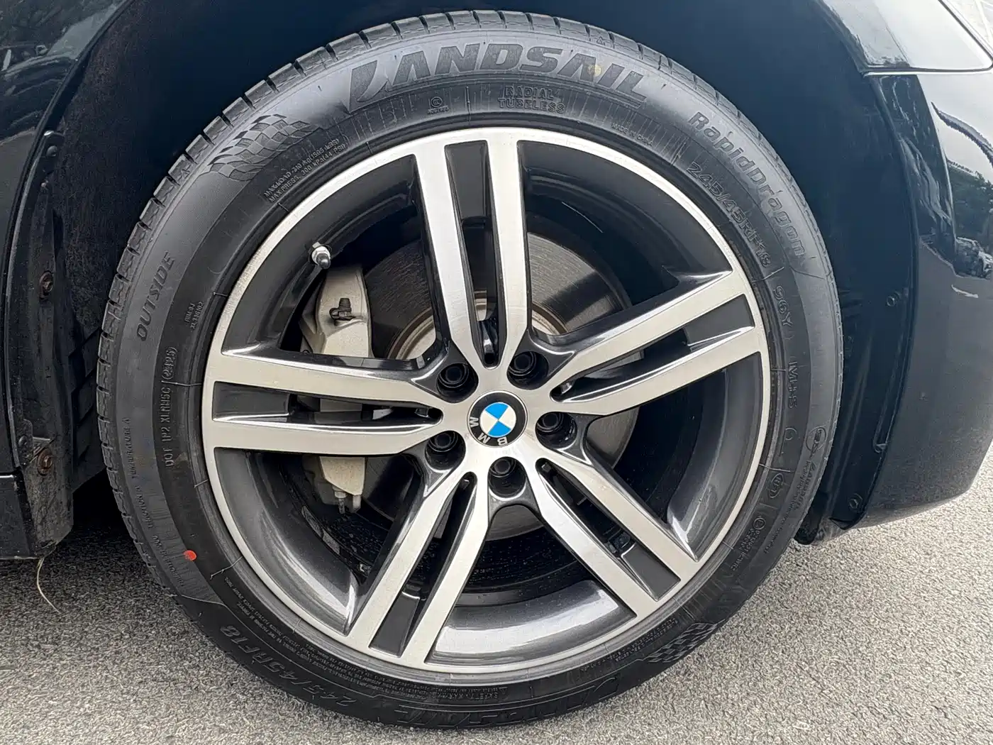 BMW 5 Series 2023 530Li Leading Luxury Package фото 14