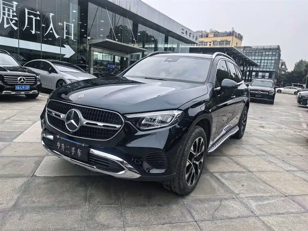 Mercedes-Benz GLC 2023 Facelift GLC 260 L 4MATIC Sport 5-Seater