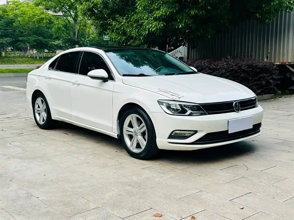Volkswagen Lamando 2015 280TSI DSG Comfort фото 3