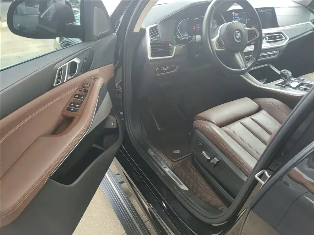 BMW X5 New Energy(Imported) 2021 xDrive45e M Sport Package фото 12