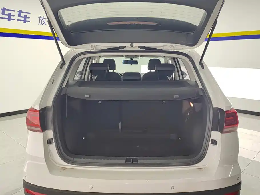 Volkswagen Tharu, миниатюра 4