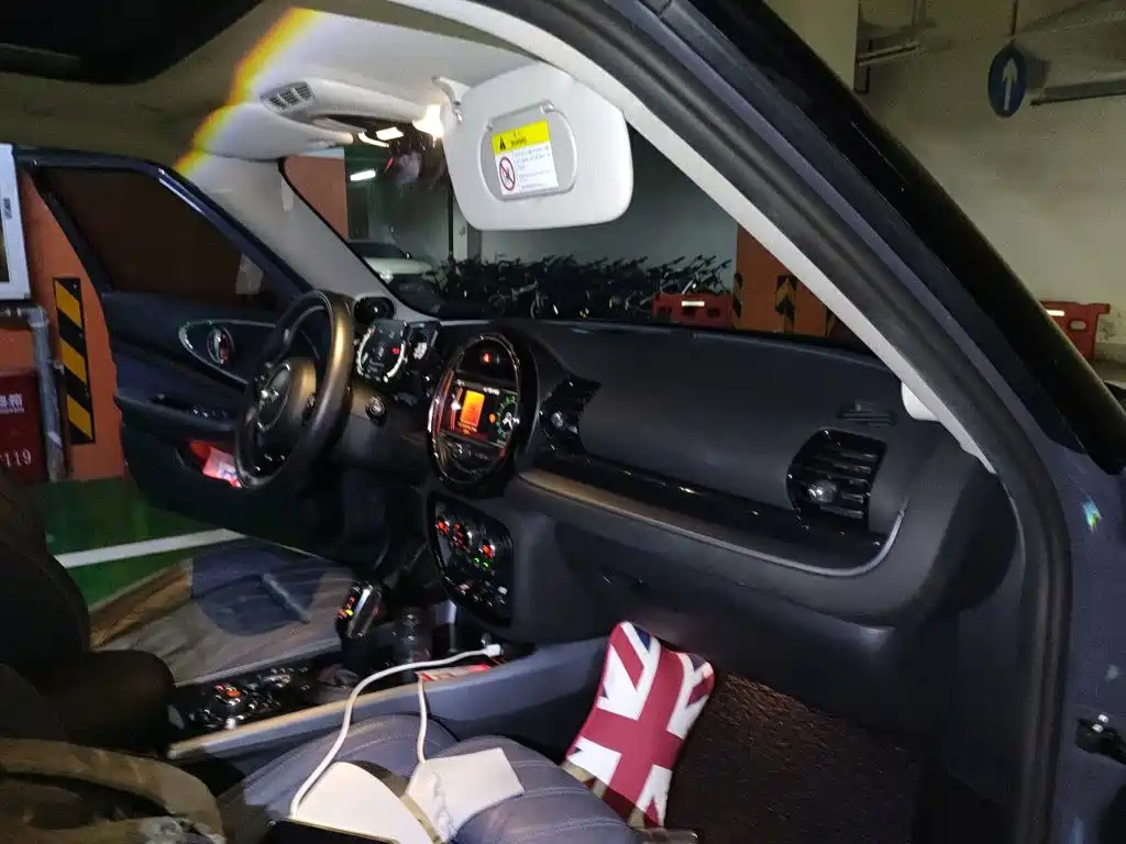 صورة 19 - MINI CLUBMAN