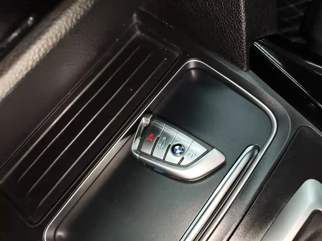BMW 3 Series 2018 320Li Leading M Sport Package фото 17