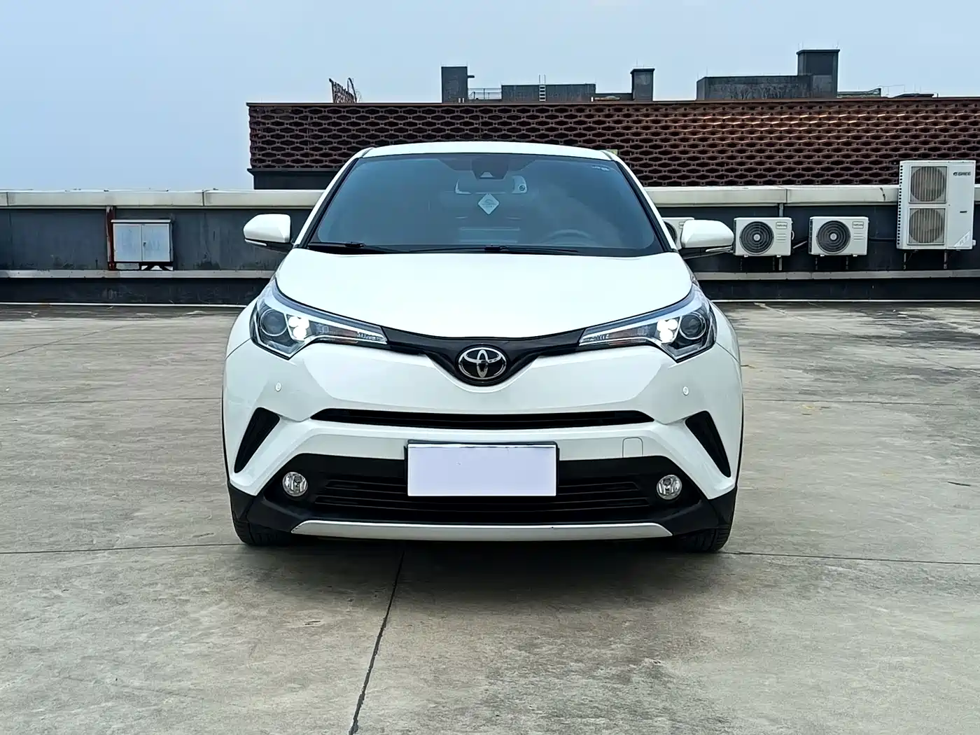 Toyota IZOA 2018 2.0L Yichi Edition China V фото 2