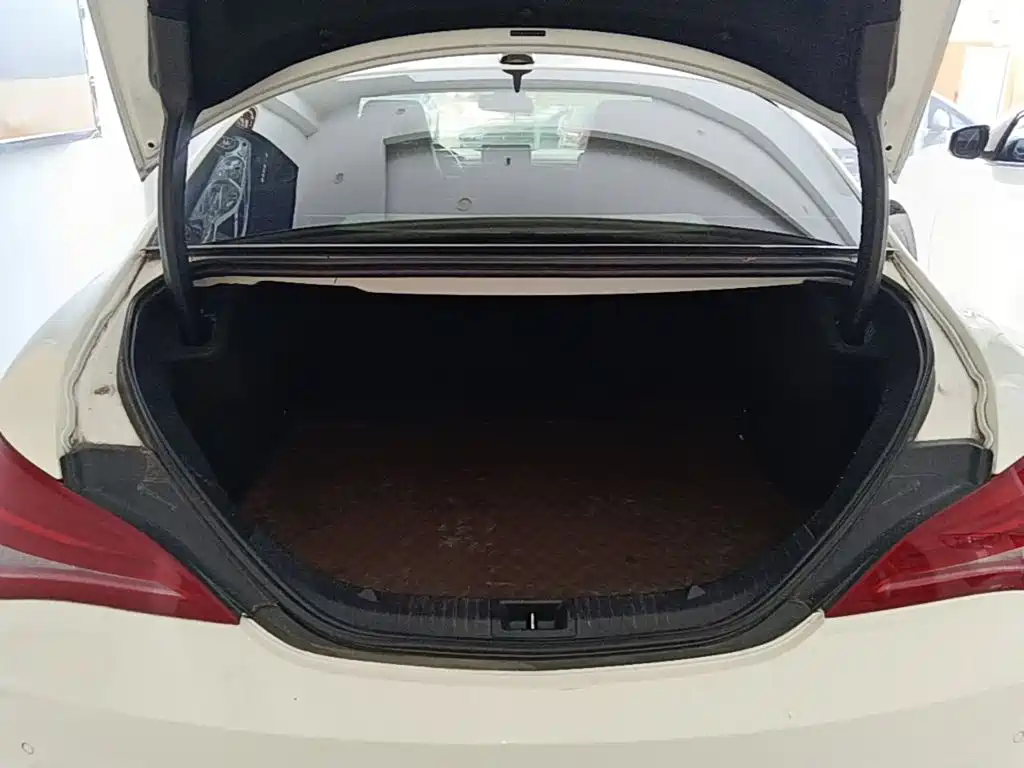 Mercedes-Benz CLA (Import) 2015 2015 CLA 200