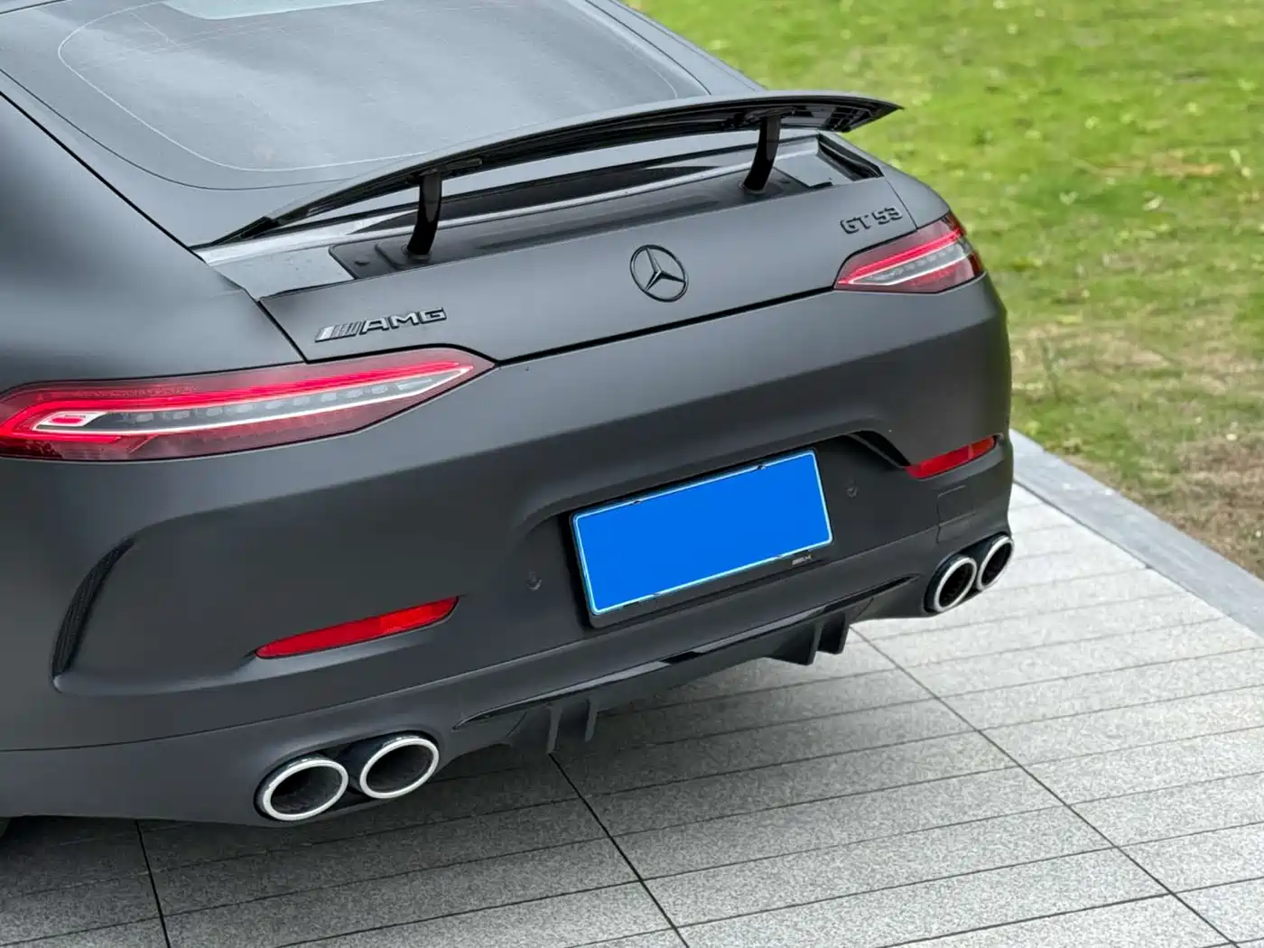 MERCEDES-BENZ AMG GT