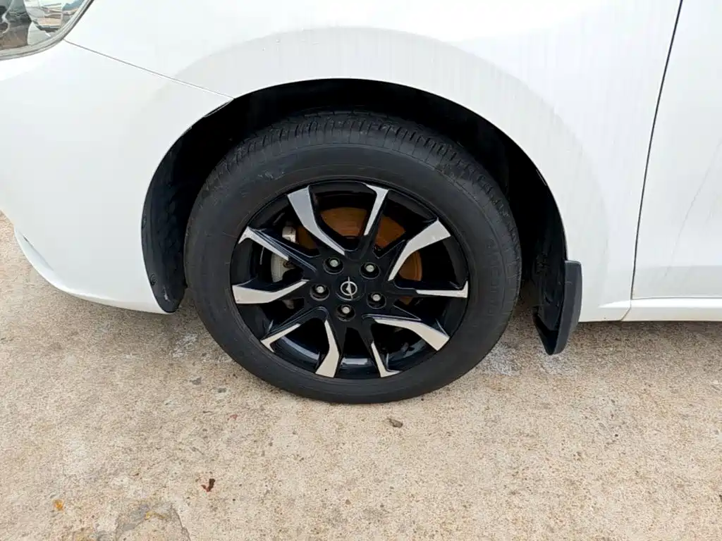 Haima Familia F5 2018 2018 1.6L Manual Luxury