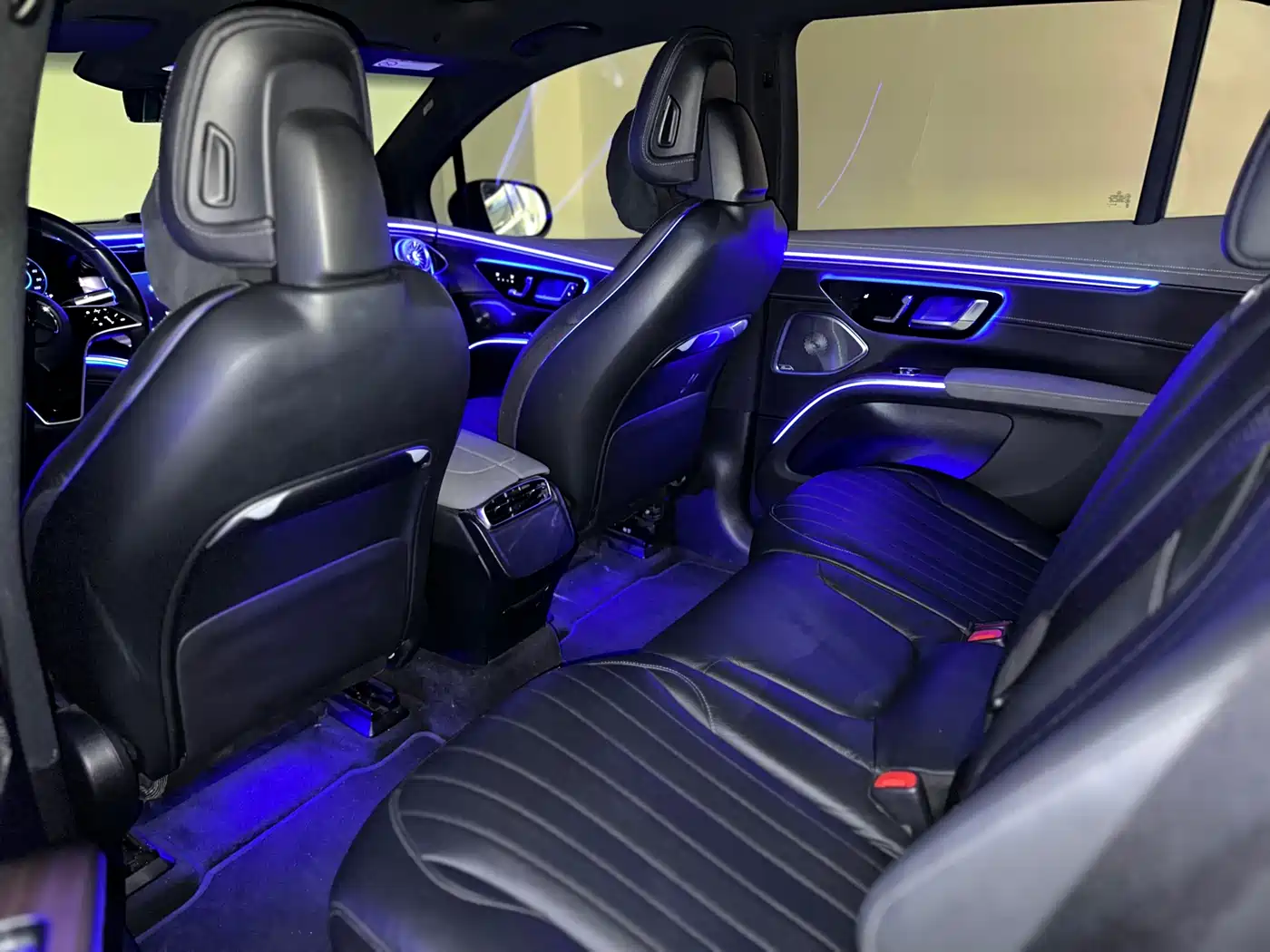 Mercedes-Benz EQS SUV 2023 450 4MATIC Pioneer Edition фото 34