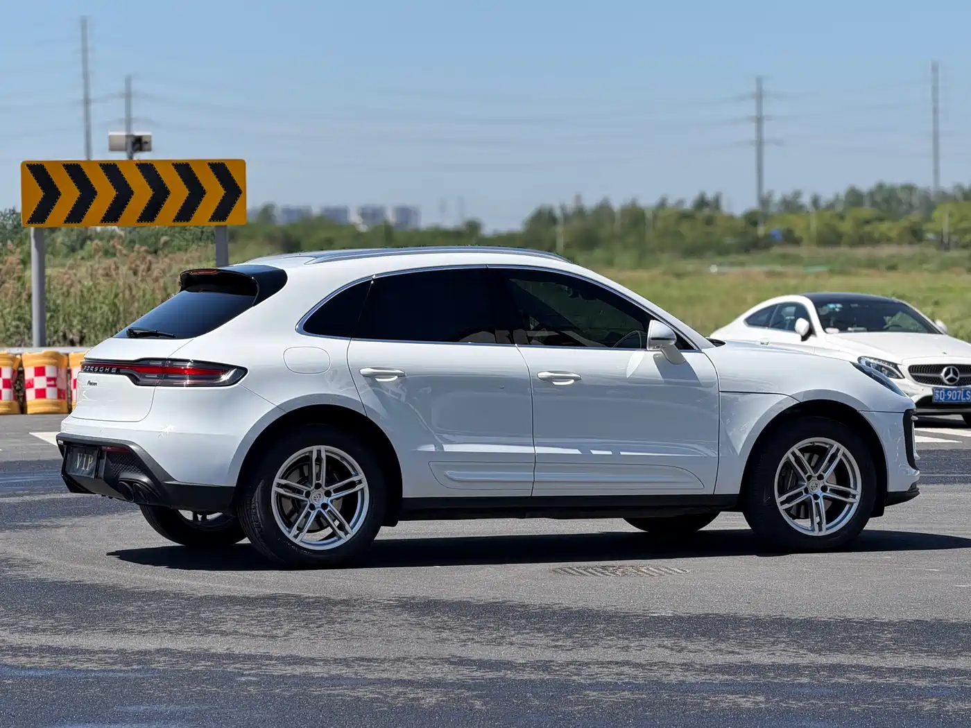 Porsche Macan 2022 Macan 2.0T фото 8