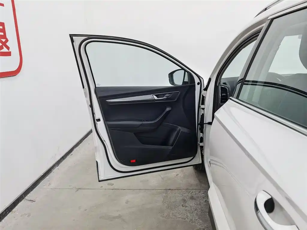 Škoda Karoq 2021 TSI280 Luxury Edition фото 8