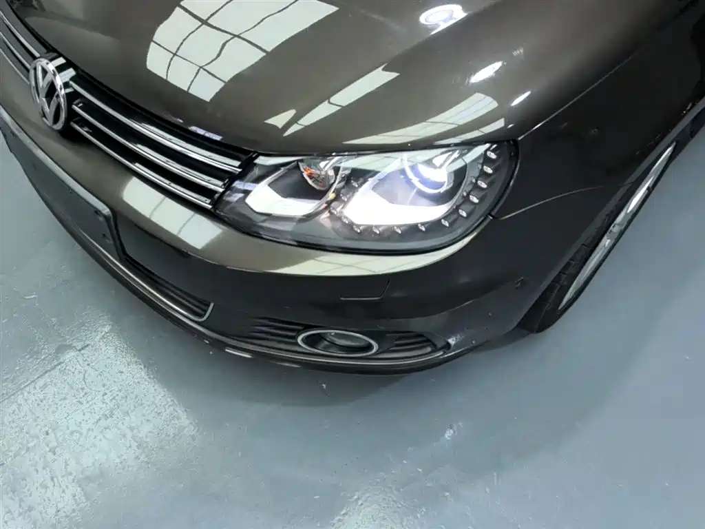 Volkswagen Eos 2011 Model 2.0TSI фото 24