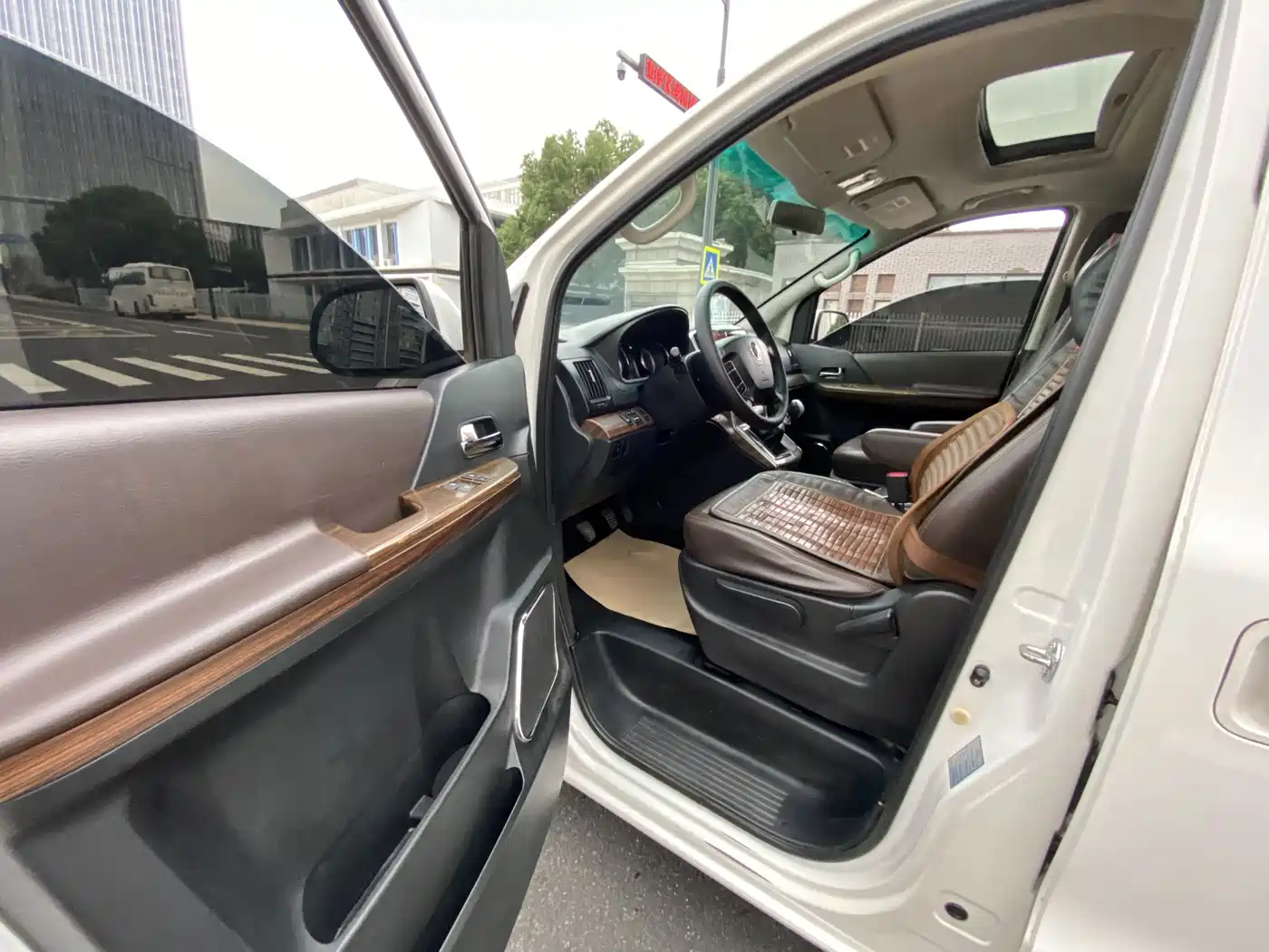 Dongfeng Fengxing Fengxing CM7 2018 2018 Facelift 2.0T Manual Exclusive