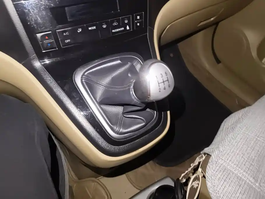 Haval H6 2012 2011 2.0L Manual 2WD Urban Edition