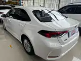 Photo 9 - Toyota Corolla