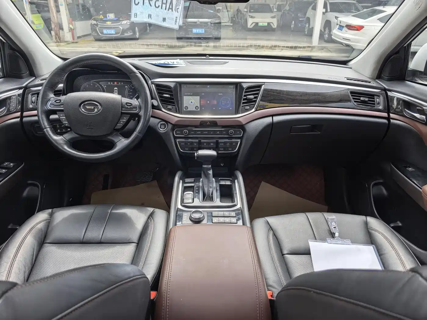 GAC Trumpchi Trumpchi GS8 2017 320T AWD Luxury Smart Connect (7-Seater) фото 9